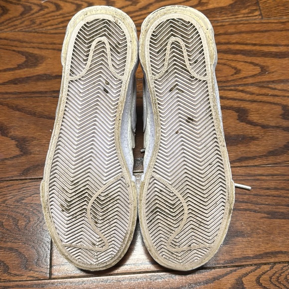 Nike Blazer lows
Sacai collab - Picture 3 of 3